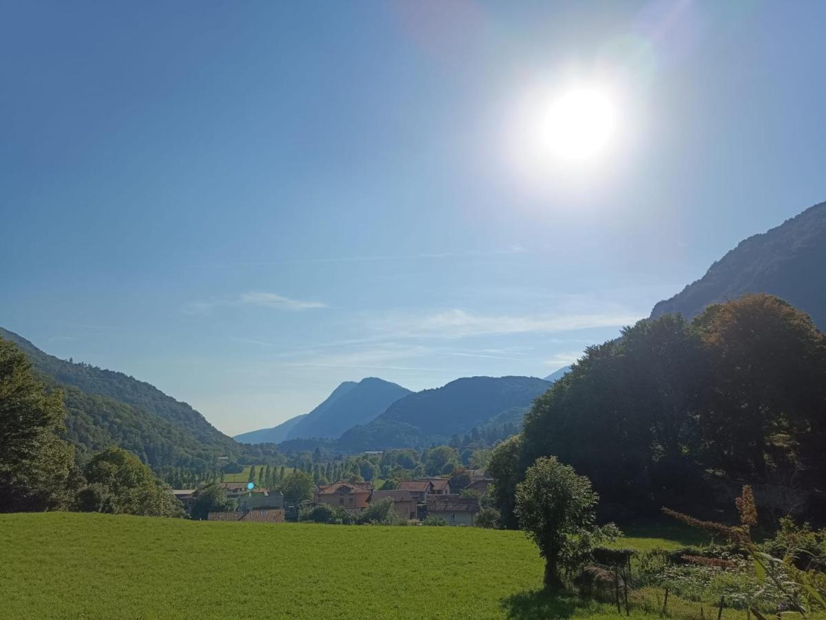 Appartement I Tre Moschettoni à Valbrona Extérieur photo